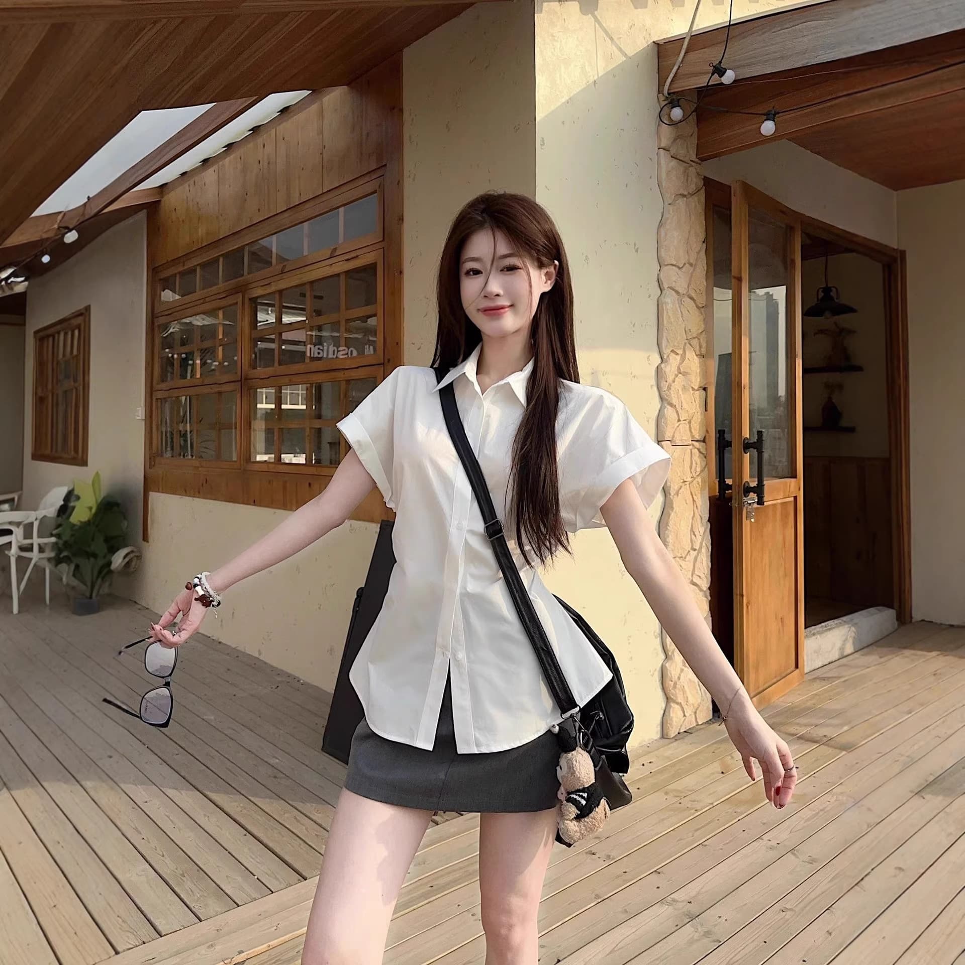 White Short-Sleeve Polo Collar Blouse Women's Summer Design Waist-Cinching Slim Fit Shirt Simple Versatile Cardigan Top