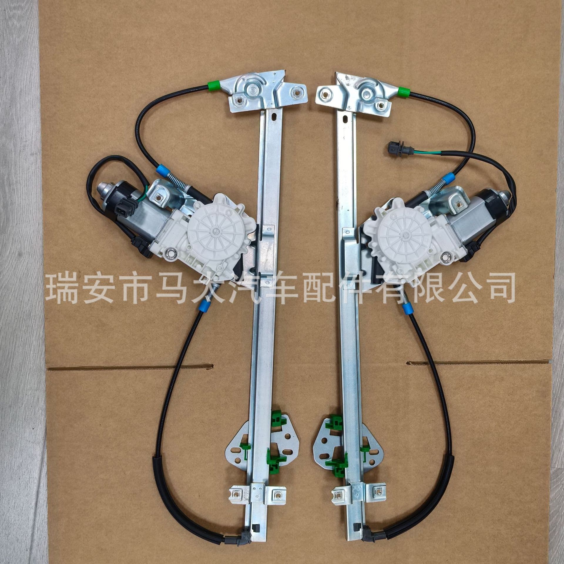 Supply of Glass Lift Electric Brackets for Benz Actros Axor, Suitable for Mercedes-Benz Car Window Accessories