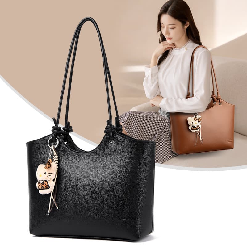 2026 New Large Capacity Tote Bag Fashionable Personalized Shoulder Bag Minimalist Commuter Bag for Women Handbags