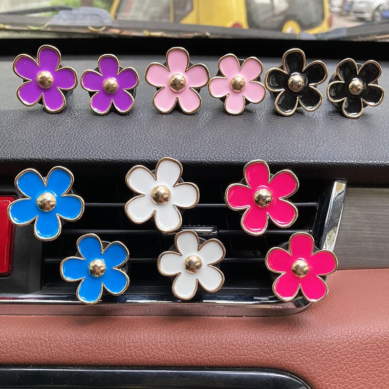 6-piece Set Car Air Vent Fragrance Clip Air Conditioning Perfume Clip Daisy Flower Alloy Interior Decorations