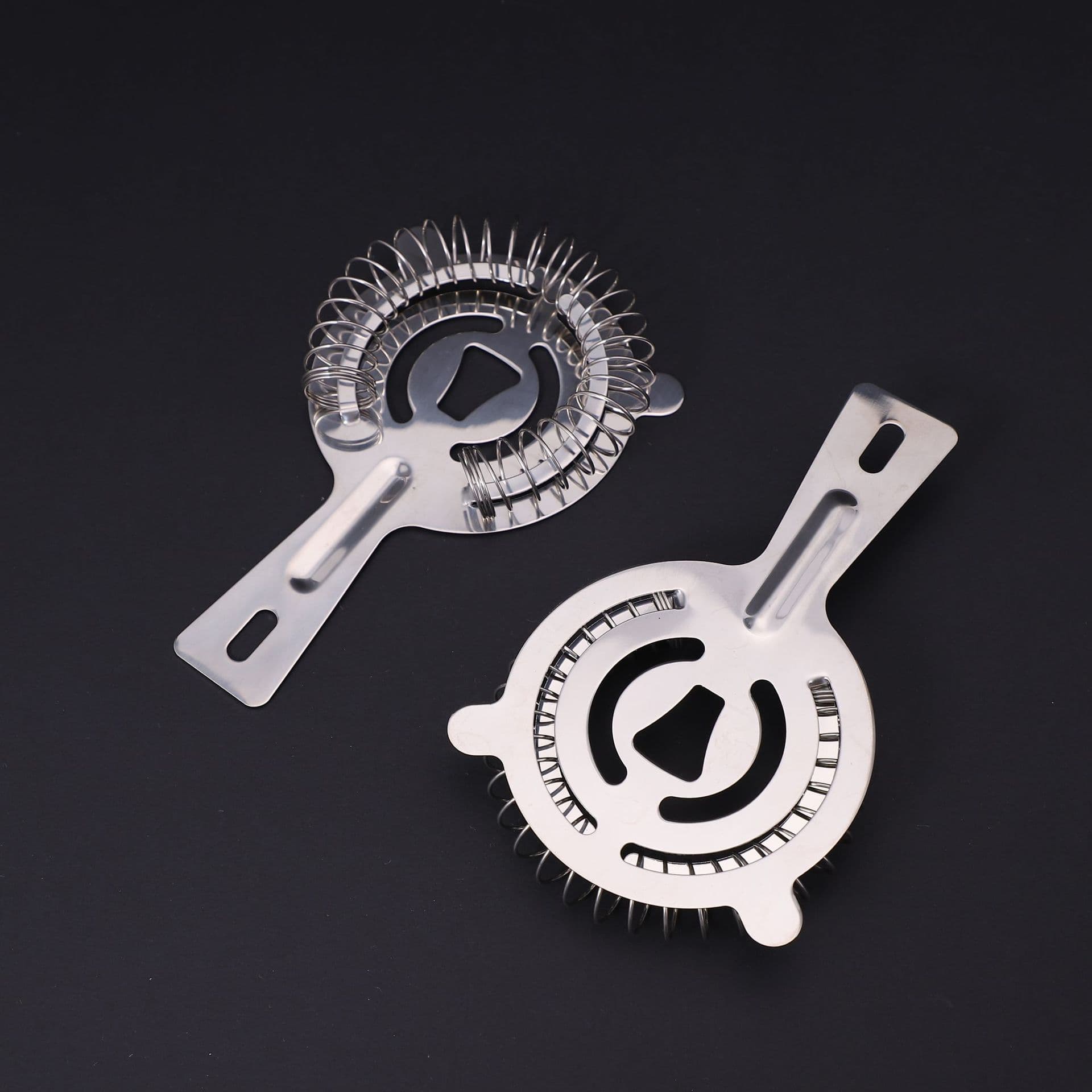 Cocktail strainer, metal stainless steel ice filter, bar strainer, bartending tool accessories manufacturer wholesale