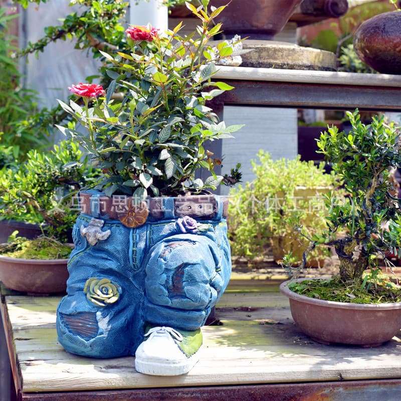 Garden Jeans Flower Pot Planter Ornament Creative Decorative Piece for Home and Courtyard Outdoor Art
