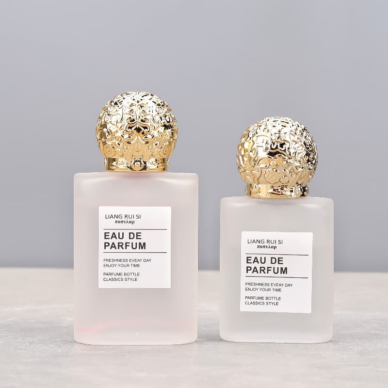 30ML Factory Direct Hot Selling Pineapple Bottle Perfume Bottle Empty Bottle Glass Perfume Spray Refillable 50ML Cosmetic Bottle