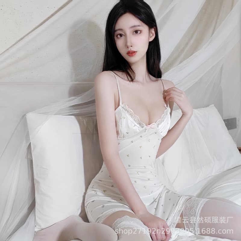 Summer floral suspender short nightgown for women, pure desire, sweet style, small people at home, simple close-fitting pajamas set