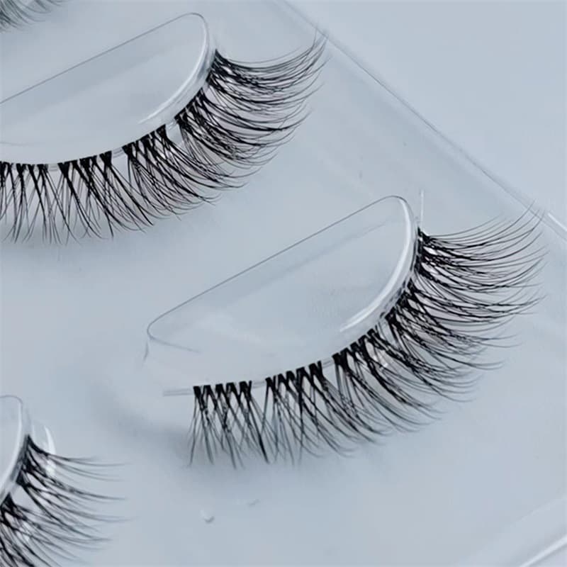 Qingdao Ai Mo European and American Makeup False Eyelashes GM25 Transparent Stem Cluster Feeling Cross Eye Tail Lengthened Fox Eye Online Celebrity Mixed Blood