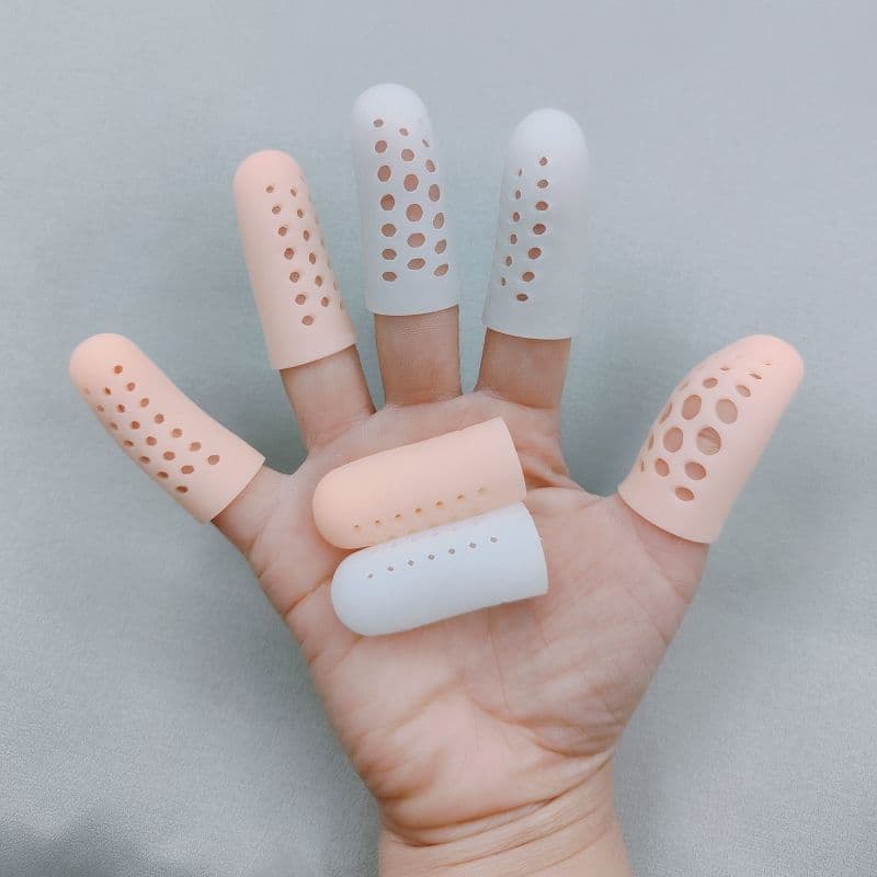 New Style with Ventilation Holes Non-Stuffy Elastic Silicone Finger Sleeves, Finger Moisturizing Sleeves, Writing Anti-Friction and Pain Protection Finger Guards