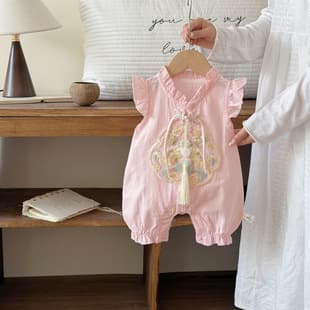Newborn Baby Girl Summer Clothes Chinese Style Lace Collar Flutter Sleeve Bodysuit for 100 Days, One Year Old, Trendy Bodysuit