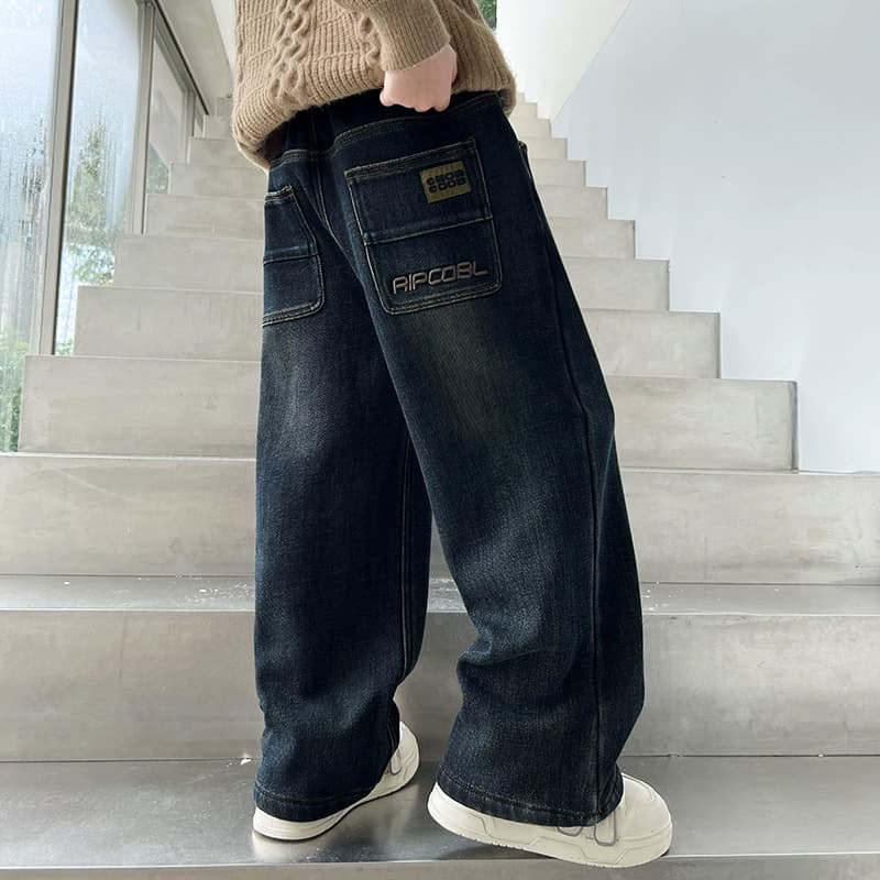 Boys' trendy brand wide-leg jeans spring and autumn 2026 new style young people and children's autumn loose straight trousers