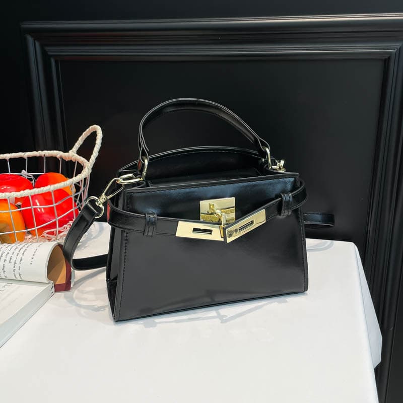 Bags for women 2026 new solid color simple commuter armpit bag fashion simple niche design single shoulder crossbody bag