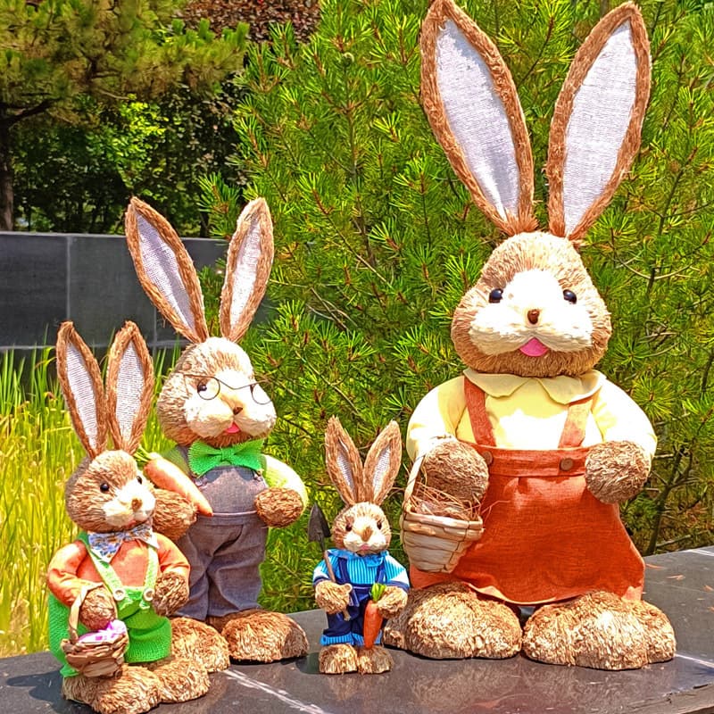 Factory direct delivery small size 35CM cross-border scenic area cattail rabbit Easter ornaments handmade intangible cultural heritage souvenirs