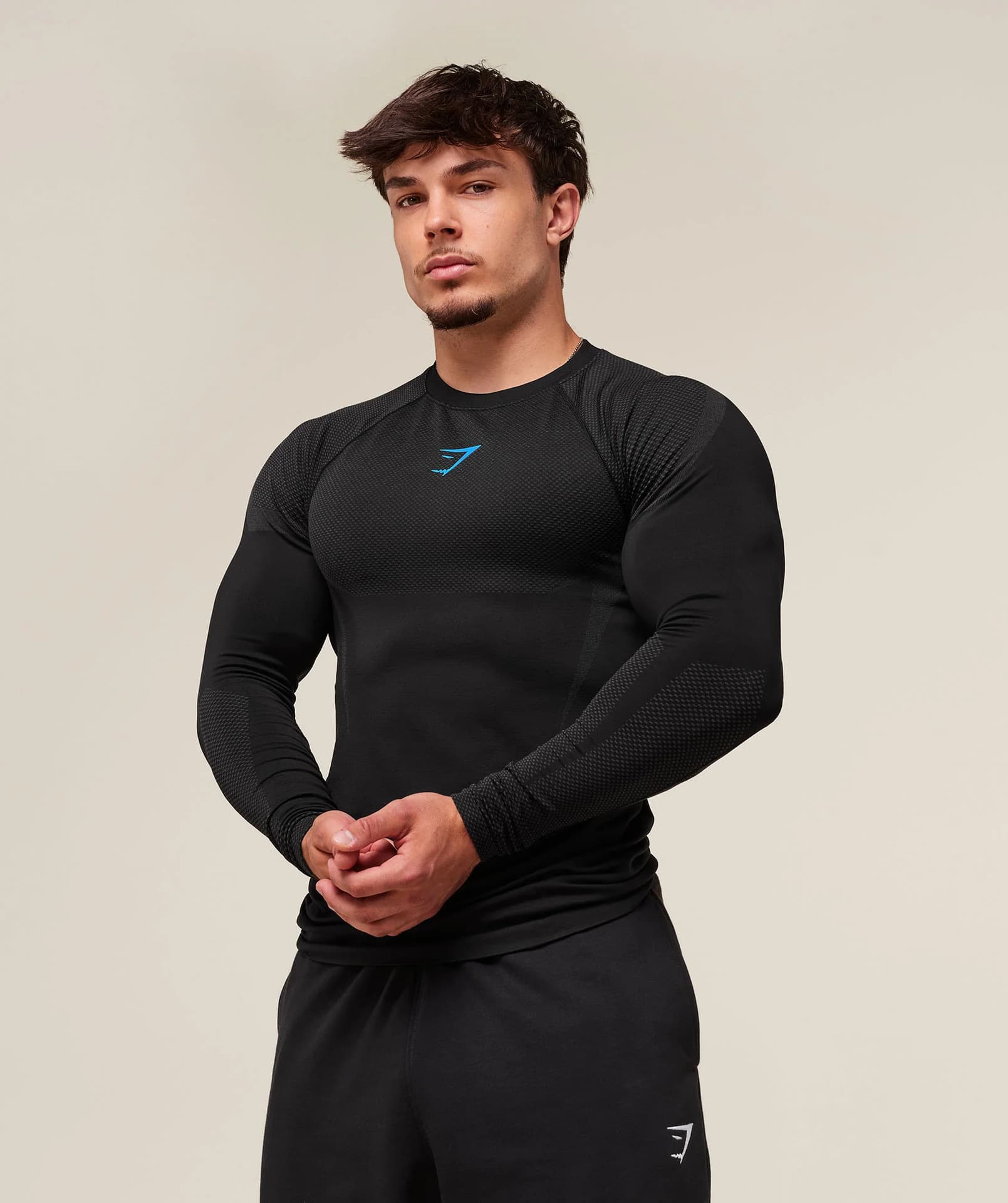 GYMSHARK/ONYX Men's Long Sleeve Athletic Quick-Dry Breathable Stretch Crew Neck Fitted T-Shirt