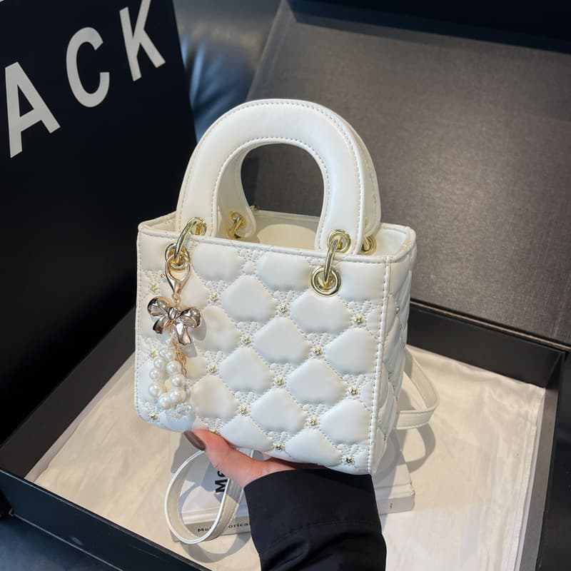 Korean-style Small Square Handbag for Women, 2026 Spring New Arrival, High-Quality Texture, Stylish Shoulder and Crossbody Bag