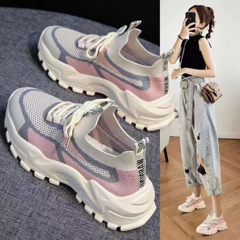 2023 New Korean Style Casual Ultra-Light Women's Dad Sneakers, Flyknit Mesh Upper, Summer Breathable Athletic Shoes