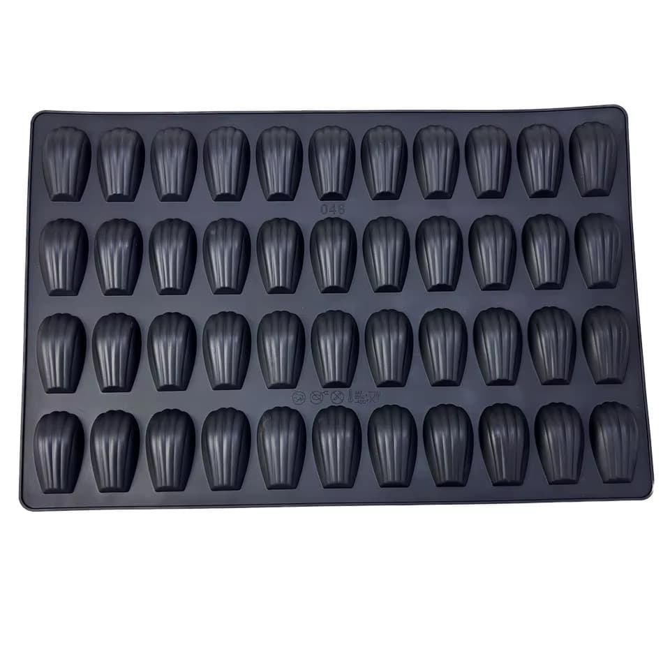 48-Cavity Madeleine Shell Cake Muffin Cup Silicone Cake Mold DIY Baking Tool Non-stick High-temperature Resistant