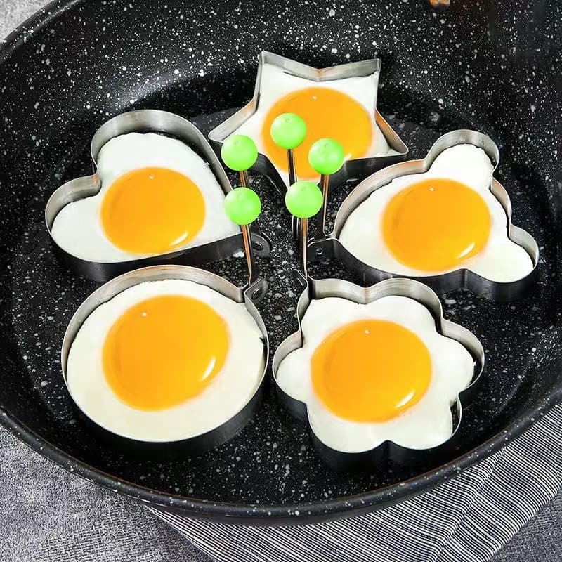Creative Stainless Steel Egg Frying Pan, Heart-Shaped Egg Mold, Heart Model Egg Ring for Frying and Steaming Poached Eggs
