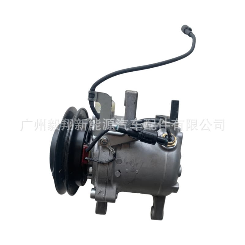Kubota U55-4 12V Air Conditioning Compressor SV07E Strong Cooling OE RD451-93900