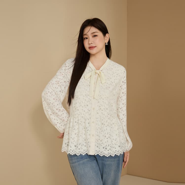 [Flower Language] Relaxed and unique design butterfly lace top, plus size women's clothing, 2025 autumn new style.
