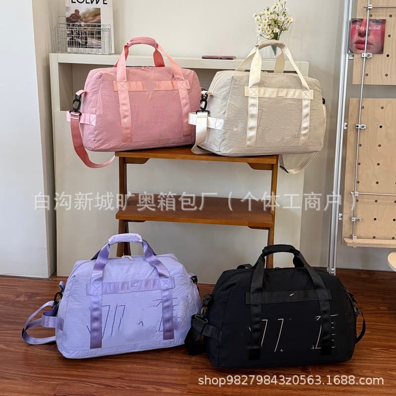 Men's Travel Bag Stylish Handbag Large Capacity Short Trip Bag Sports Duffle Bag Gym Bag Shoulder Crossbody Bag