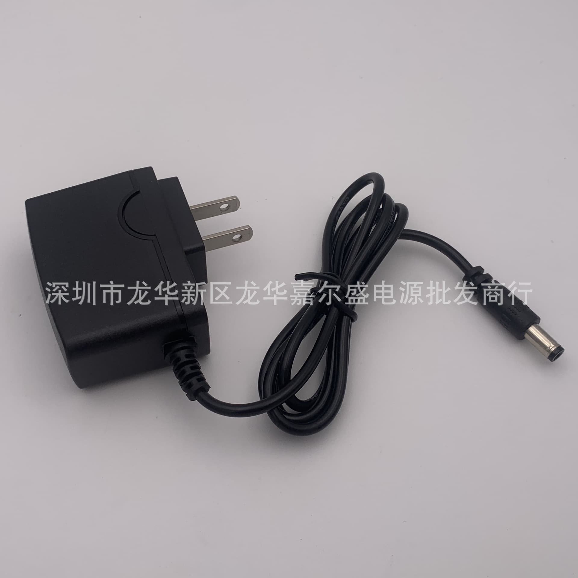 Manufacturer supplies 9V600mA switching power adapter TP-LINK9V0.6A Tenda Swift router power supply