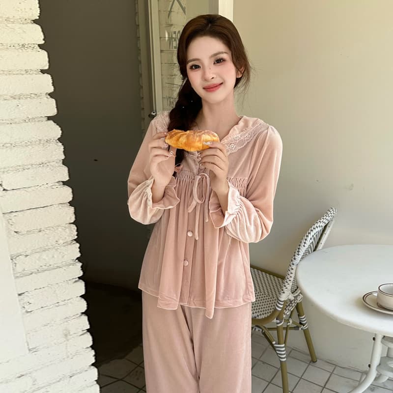 Velvet Pajamas for Women Fall/Winter 2024 New High-End Long-Sleeve French Cute Wearable Homewear Set