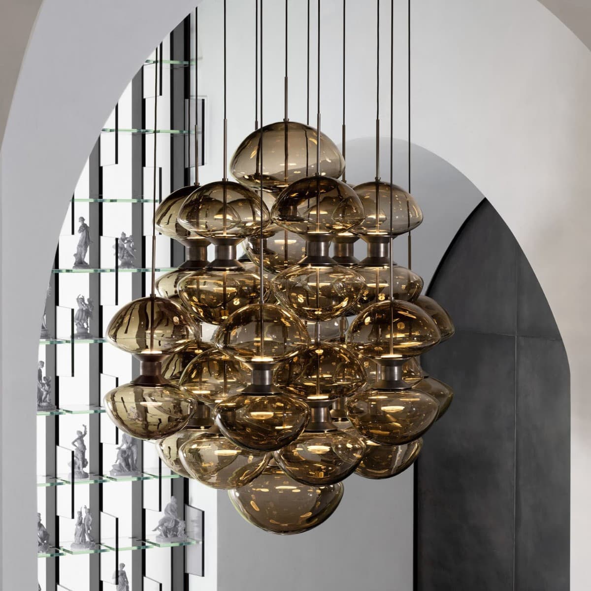 Modern Minimalist Italian Glass Combination Chandelier Designer Restaurant Bar Hotel Bedside Black Villa Lighting