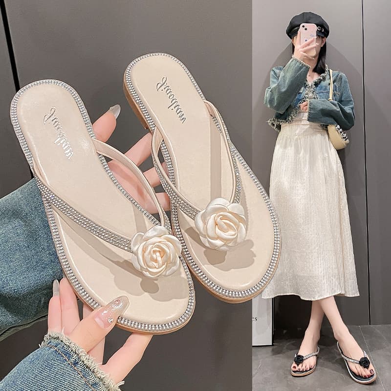 2025 Beach Shoes and Flip-flops for Women Summer Outerwear Beach Flat-soled High-Level Flip-Flops Rhinestone Flip-Flops for Beach Leisure