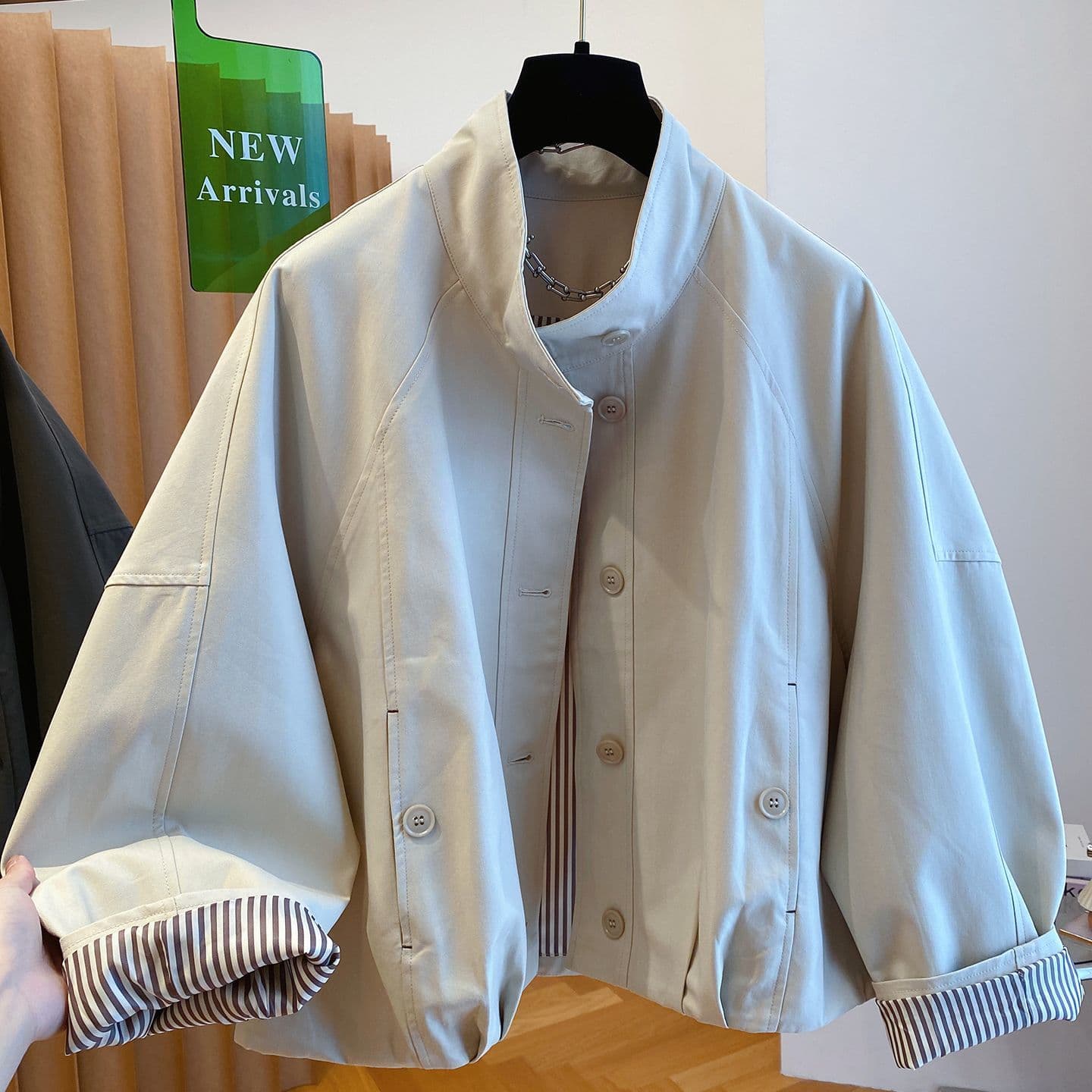European Style British Stand Collar Jacket for Women 2025 New Loose Casual Lined Striped Short Trench Coat