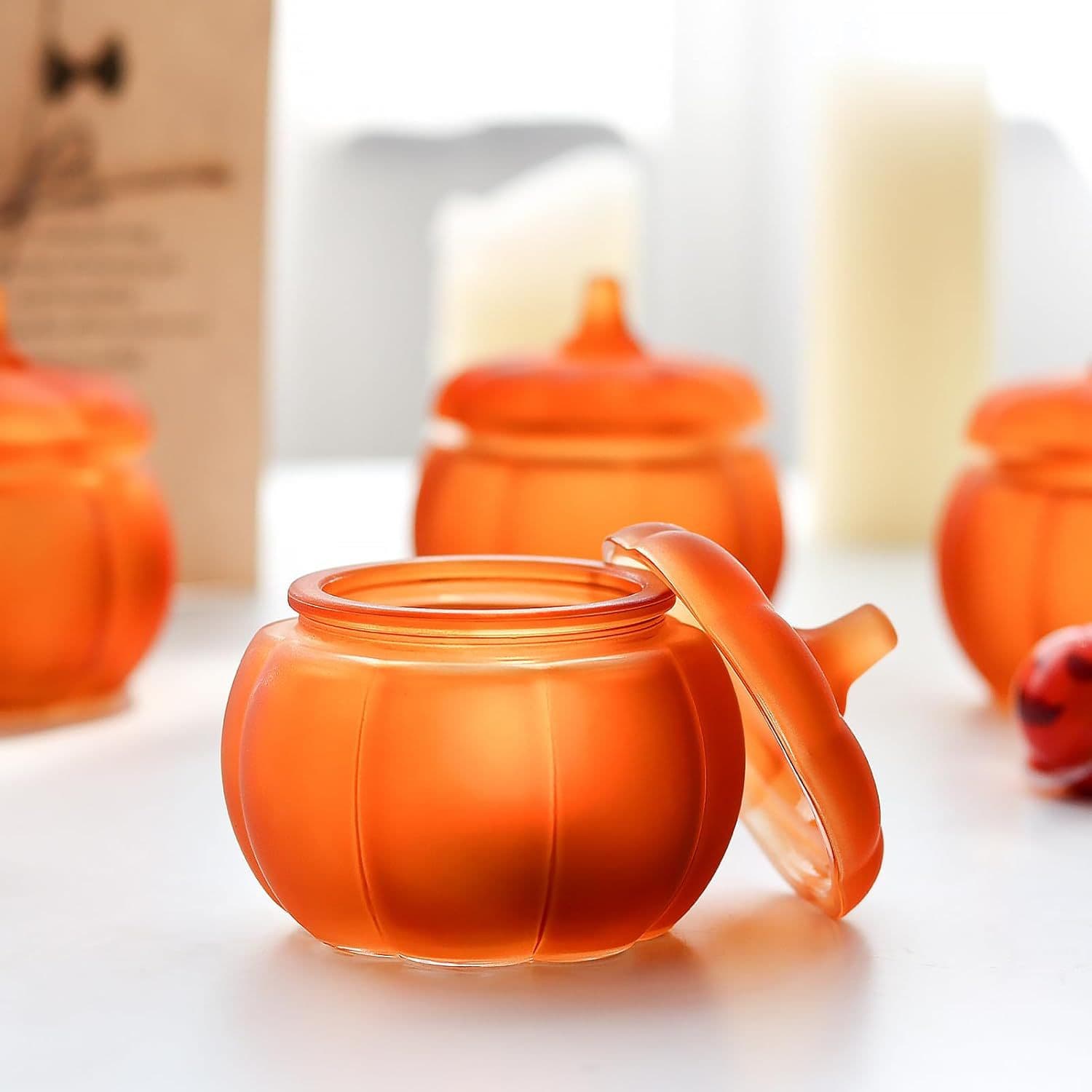 Manufacturer wholesale transparent glass pumpkin jar storage jar creative aromatherapy cup candle cup with cover candle holder
