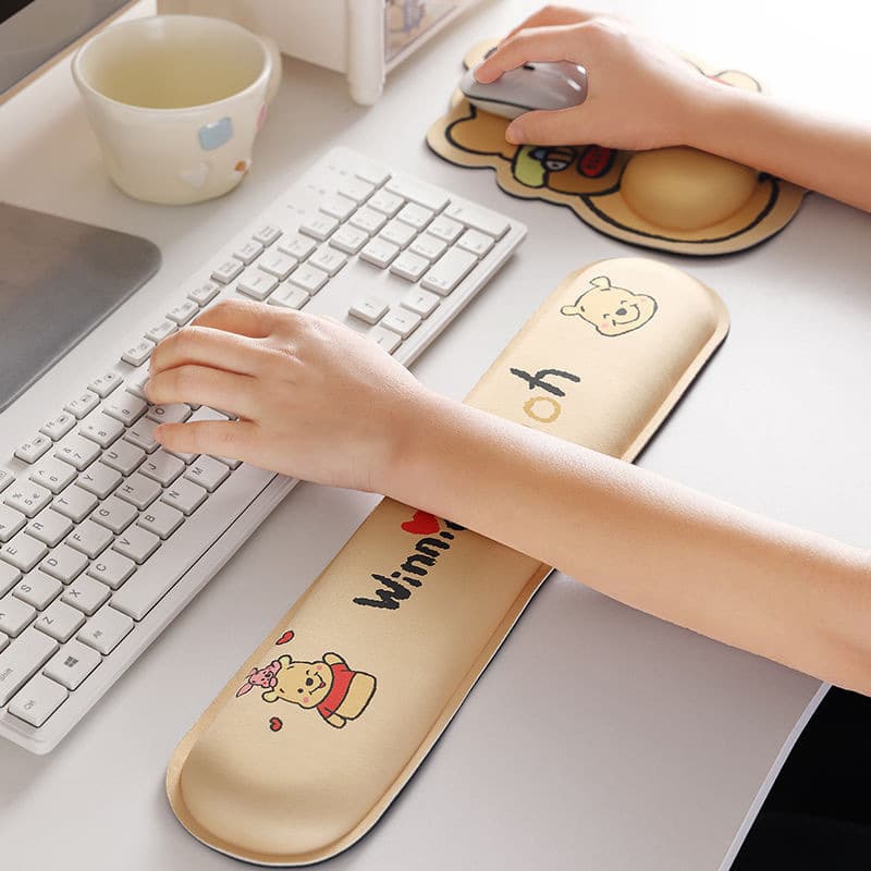 Winnie the Pooh Mouse Pad Ins Mouse Pad Wrist Pad Hand Support Game Office Wrist Pad
