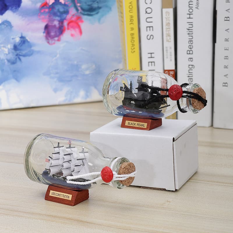 Constitution crafts, sailing ship in a bottle, Black Pearl, Pirates of the Caribbean ornaments, children's gifts