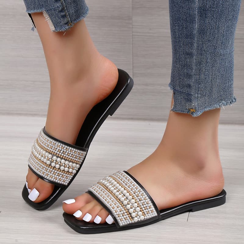Women's Plus Size Flat Sandals New Fashion Square Toe Pearl One-Strap Casual Beach Slippers