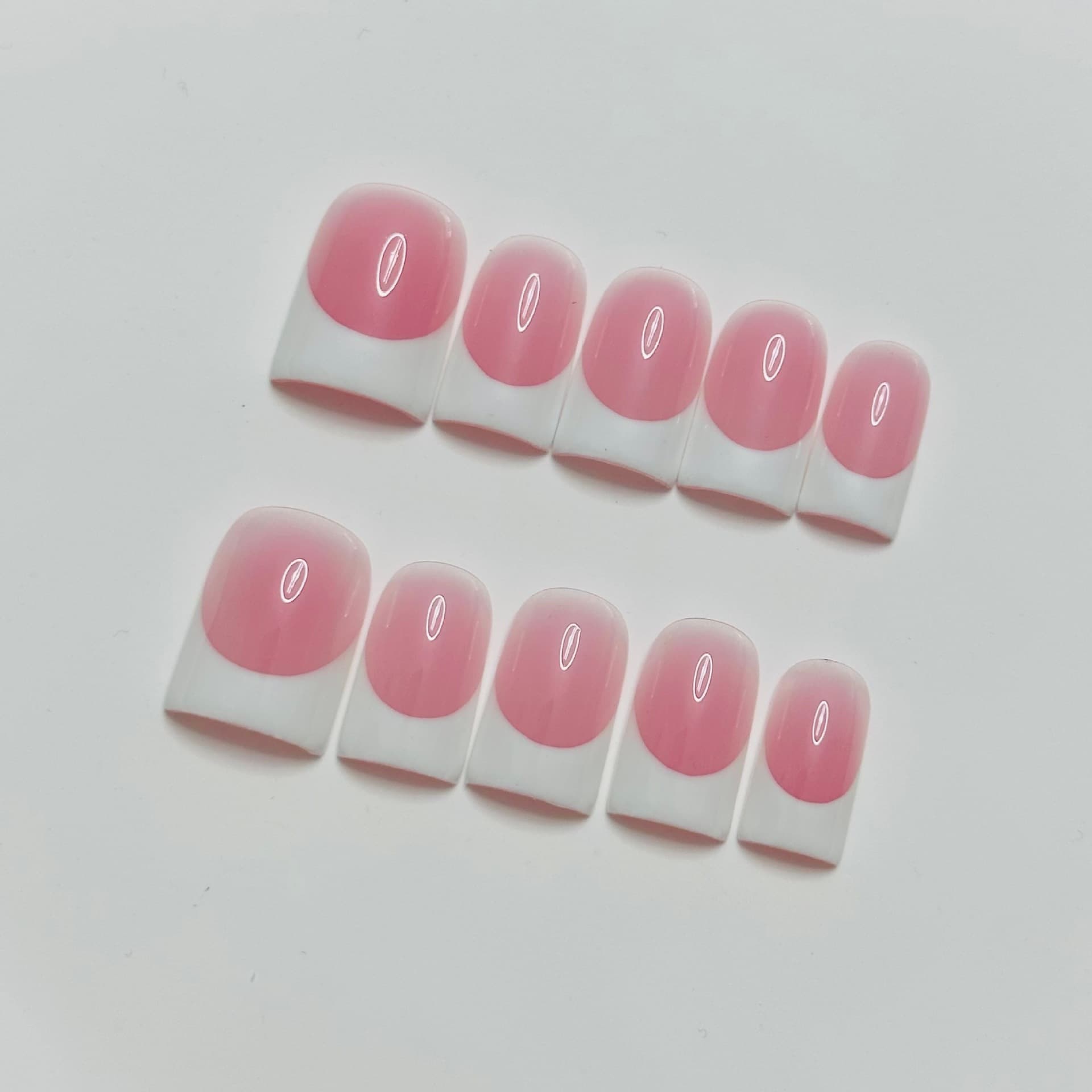 Overseas Hot Selling Minimalist 3D French Square Short Handmade Press-On Nails for EU & US Markets