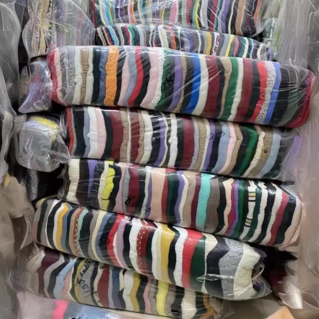 Mixed Styles Cheap Autumn/Winter Women's Sweater for Retail and Live Streaming, African and European Knitwear Factory Surplus