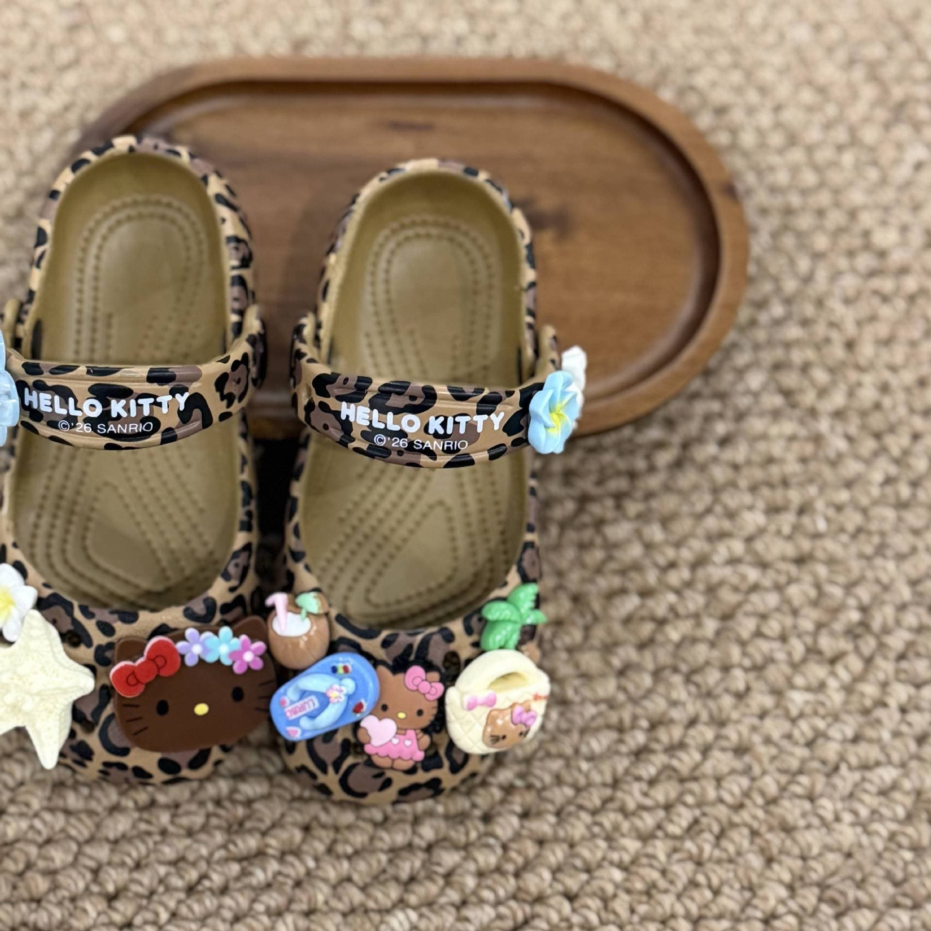 HELLO KITTY/Summer Island Tour! Parent-child style ballet clogs summer non-slip children's shoes clogs