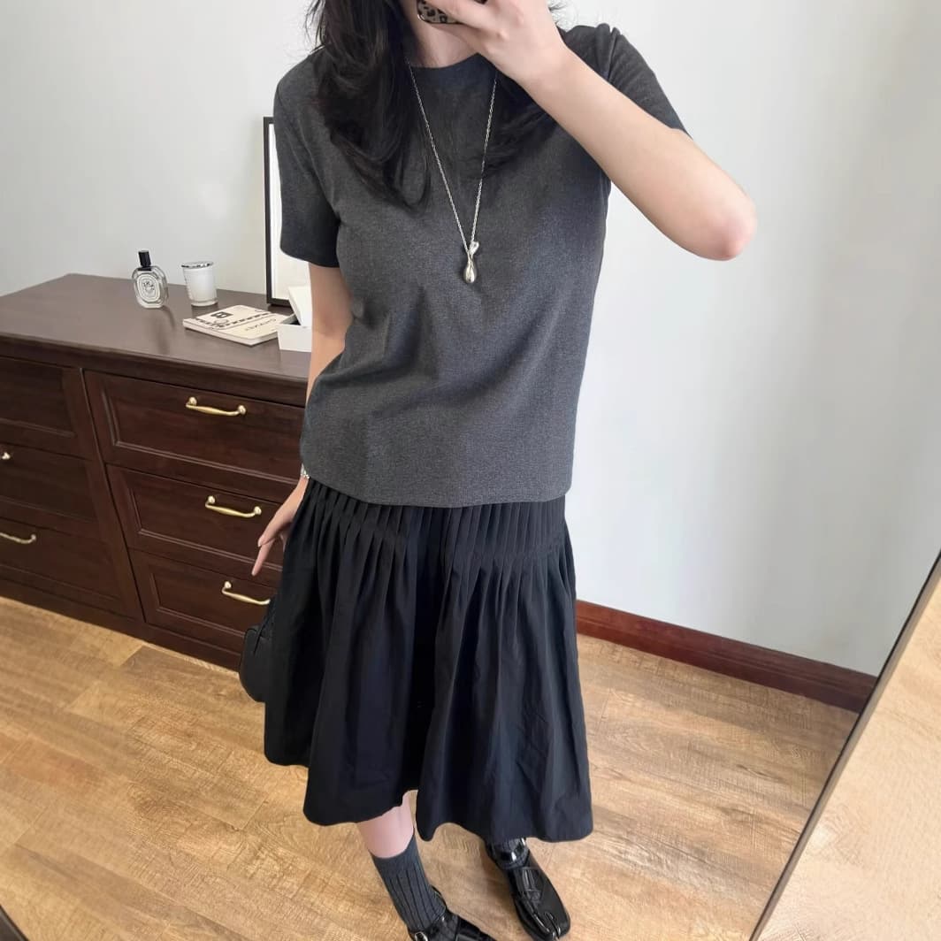 New Versatile Fine Pleated Design A-Line Low-Waist Lightweight Casual Puffy Skirt for Women 5510