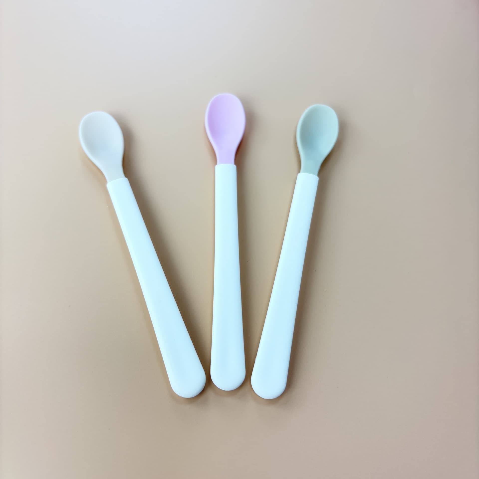 Temperature-Sensing Soft Spoons for Infants, Colorful Soft-Tip Food Spoons