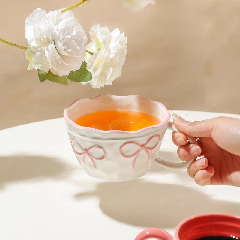 Creative underglaze hand-painted bow relief ceramic mug, personalized breakfast cup, afternoon tea coffee cup
