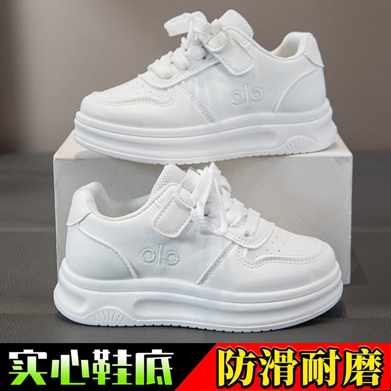Children's Board Shoes Boys and Girls Sneakers Spring Autumn 2026 New Solid Color Casual Kids Shoes Lightweight Versatile Running Shoes