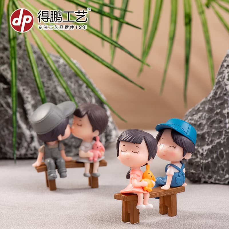 Micro landscape creative small ornaments stool couple DIY handmade materials car central control car decoration PVC accessories
