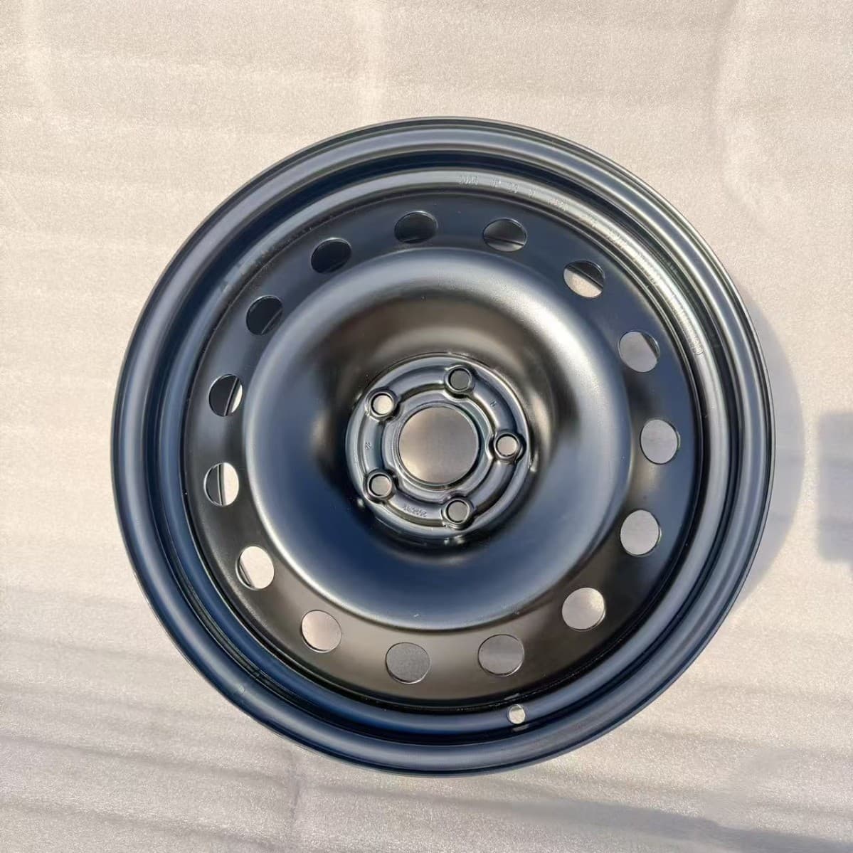 Aion Y Plus original factory wheel hub new energy vehicle parts wholesale Aion UT original steel rim iron rim tire bell pot