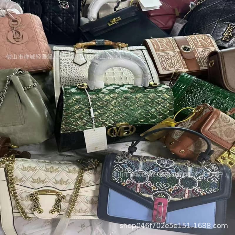 Handbag Women's Tote Bags European and American Fashion Versatile Bags Wholesale In Stock Simple Versatile
