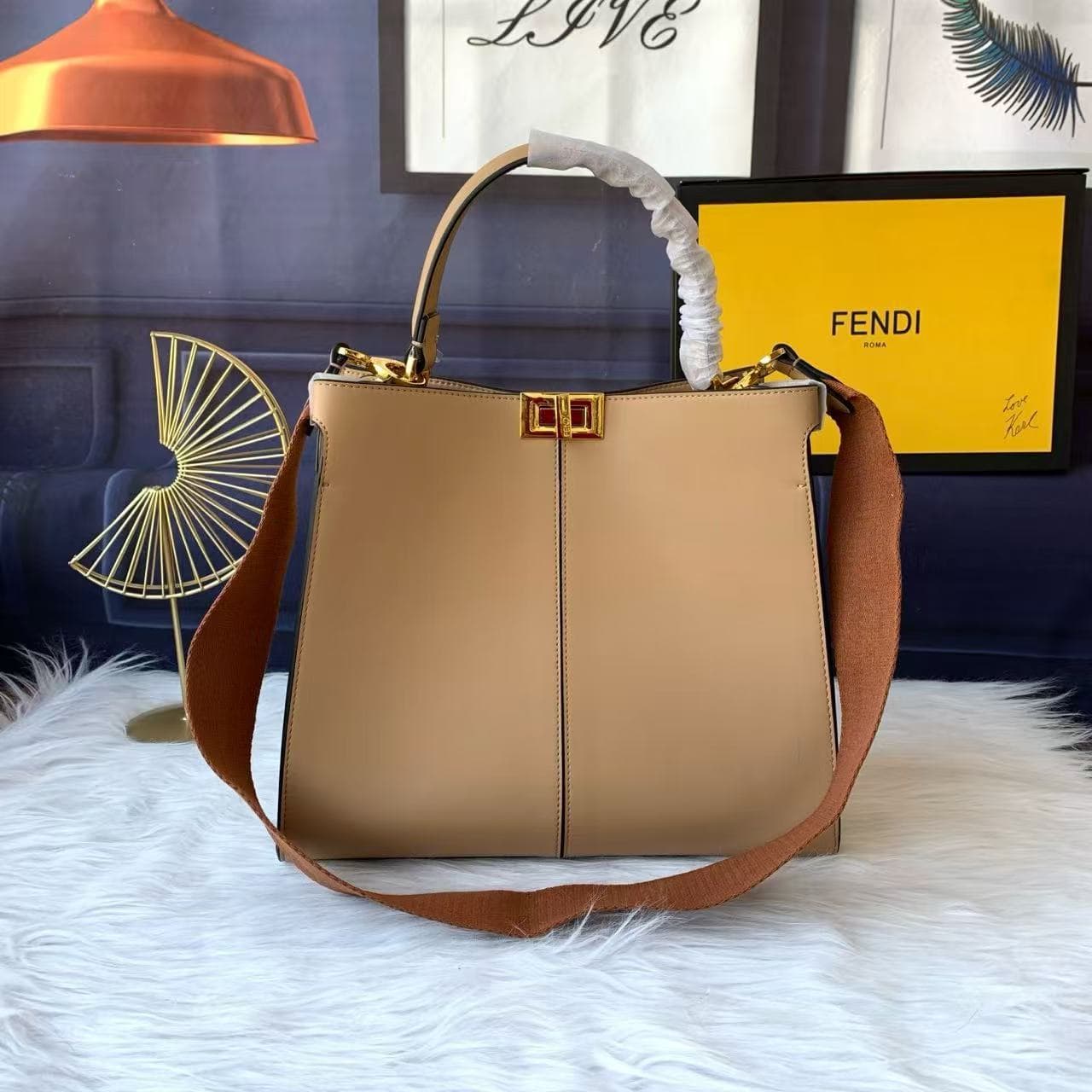 Classic Designer-Inspired Semi-Hand-Stitched Luxury Hardware Professional Commuter Bag Handheld Shoulder Crossbody Women's Bag