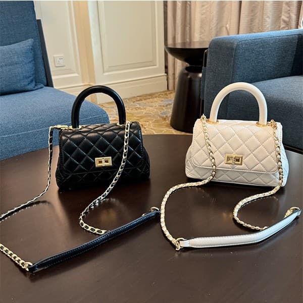 Small Fragrance Style Diamond Quilted Chain Bag Genuine Leather Handbag Women 2026 New High-End Versatile Shoulder Crossbody Bag Small