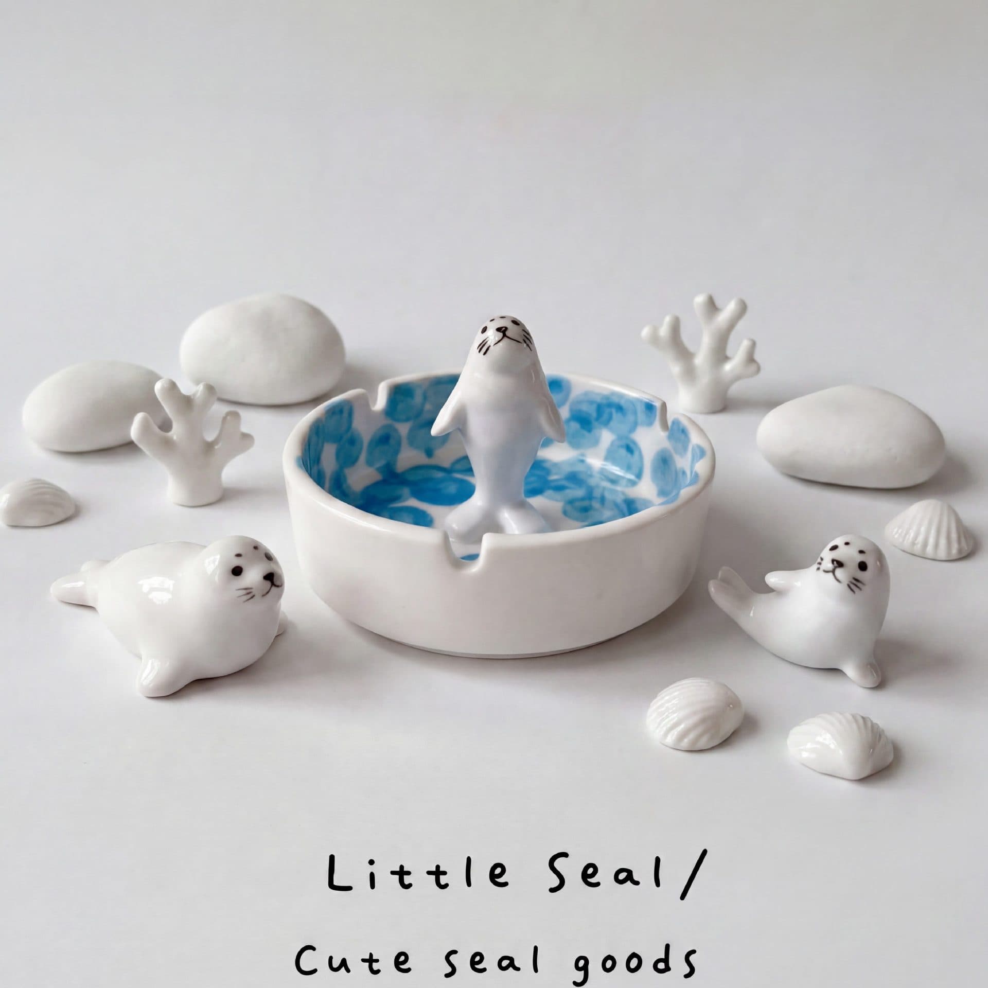 High-looking seal ashtray, creative and personalized ceramic ashtray, home living room trendy ashtray, high-end desktop decoration