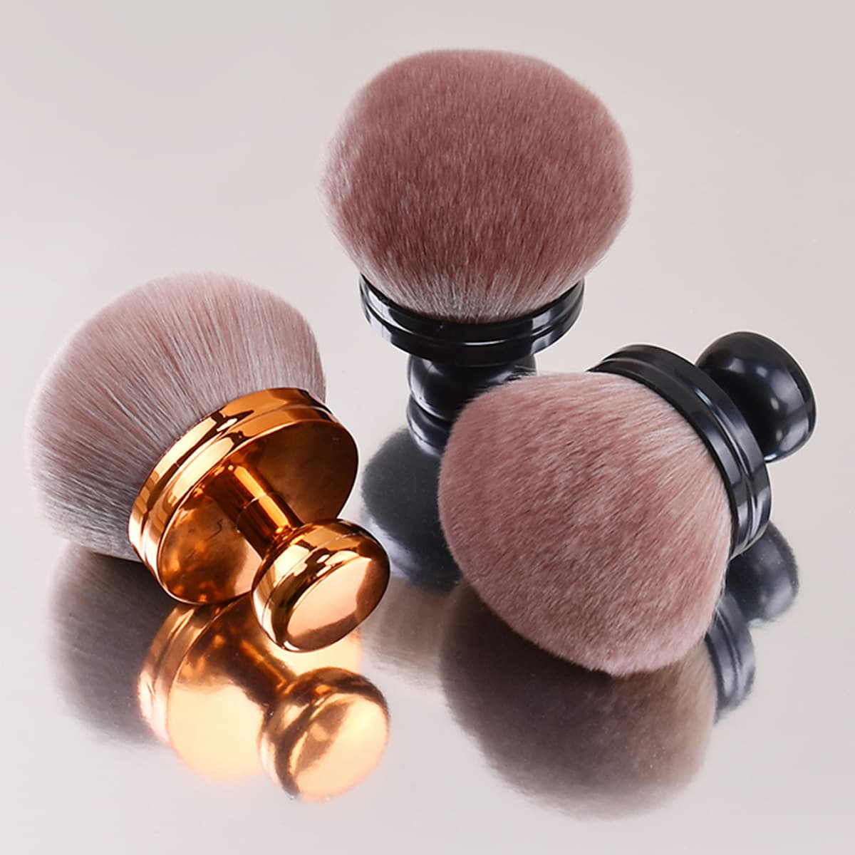 New Single Stamp Brush with Mushroom Head and Soft Bristles, Large Body Brush, Loose Powder Brush, Large Stamp Makeup Brush