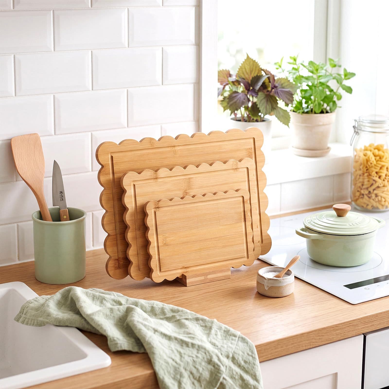 Lace cutting board three-piece kitchen countertop cutting board solid wood deli board cutting board home classified steak pizza cutting board
