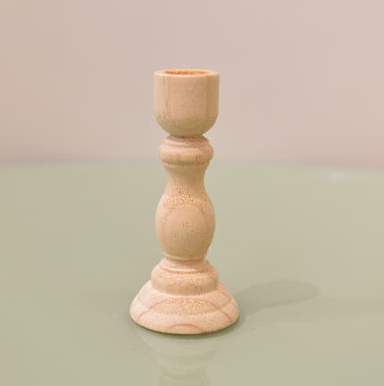 European Style Wooden Candle Holder Vintage Candle Cup Art Candle Base Wedding Decorative Candle Stand Living Room Ornament