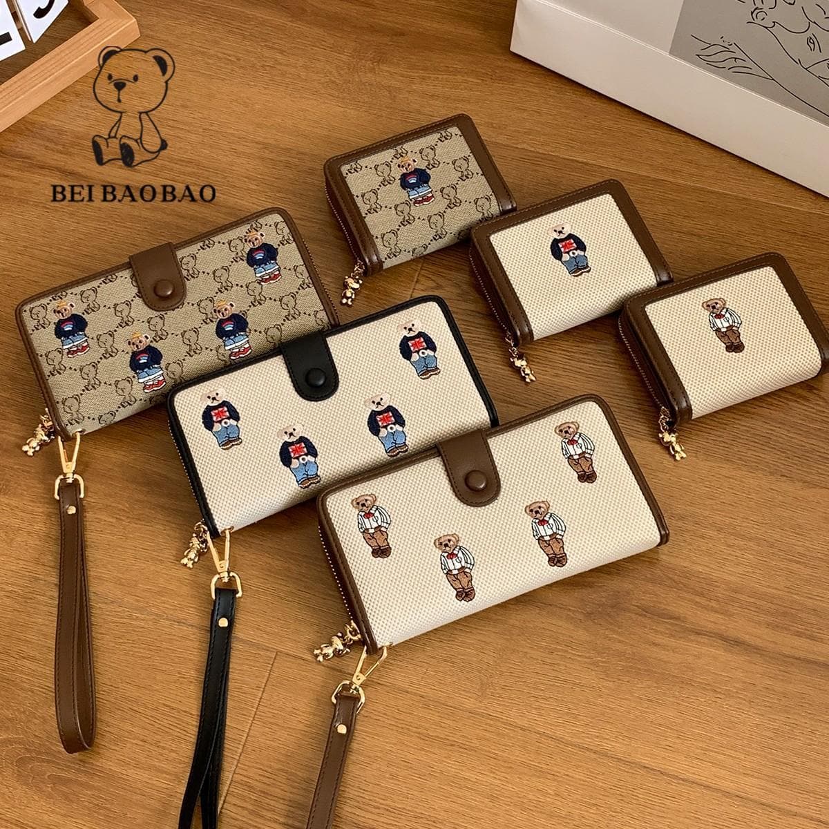 Ladies Short Wallet Large Capacity Bear Embroidery Canvas Coin Purse Foldable Cartoon Coin Purse Retro American Style Handbag