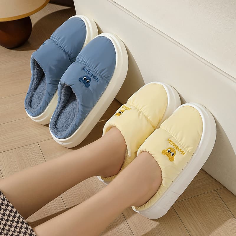 Down Fabric Waterproof Women's Cotton Slippers, New Style, Home Use, Quiet Thick Sole, Winter Couples Slippers for Men, Wholesale, Outdoor Wear