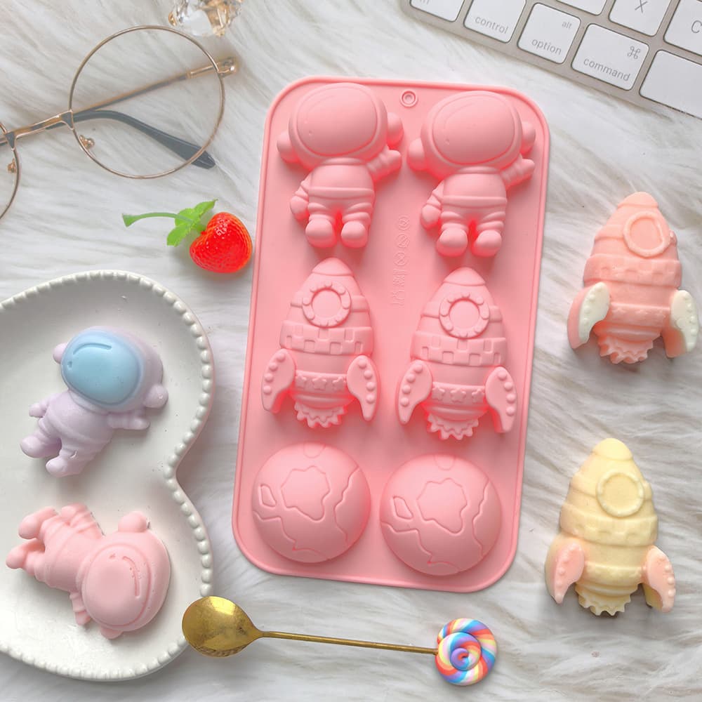 6-Cavity Earth Rocket Astronaut Ice Cube Mold 787 Silicone Mold DIY Baking Mold Cake Chocolate Mold